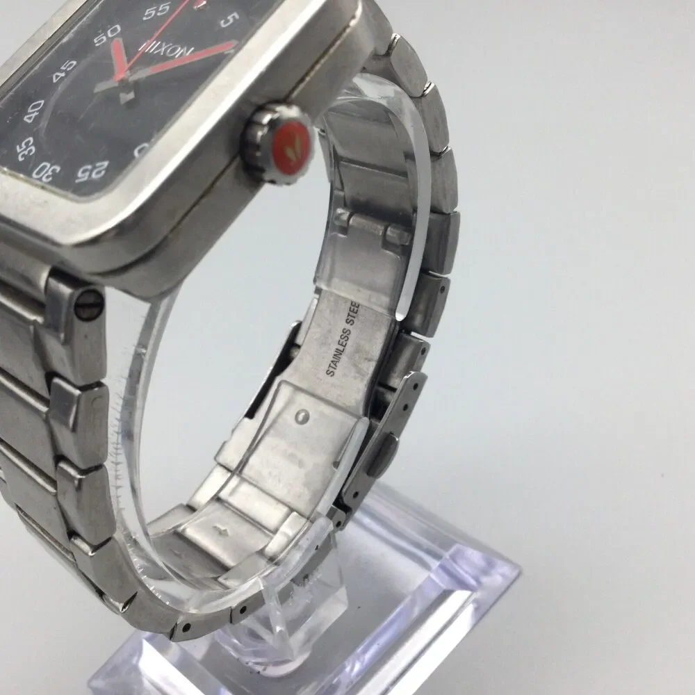 Nixon Riot Watch Men 36mm Silver Tone Throw Down Black Dial New Battery 6.5" - Picture 5 of 15